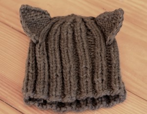 CatLadyBox Chunky Knit Cat Hat