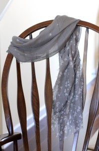 Tilo Heart Print Scarf