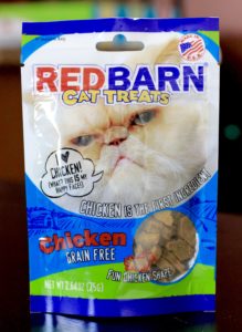 Red Barn Chicken Cat Treats