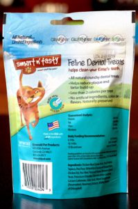 Smart n' Tasty Feline Dental Treats - back